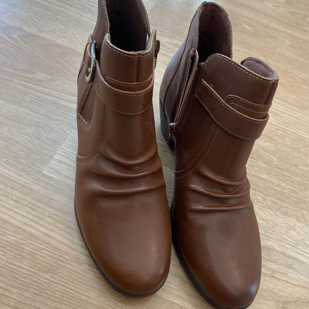 Clarks Womens Collection Emily 2 Belle Boots Tan Leather Size 5.5M NEW - Picture 12 of 14